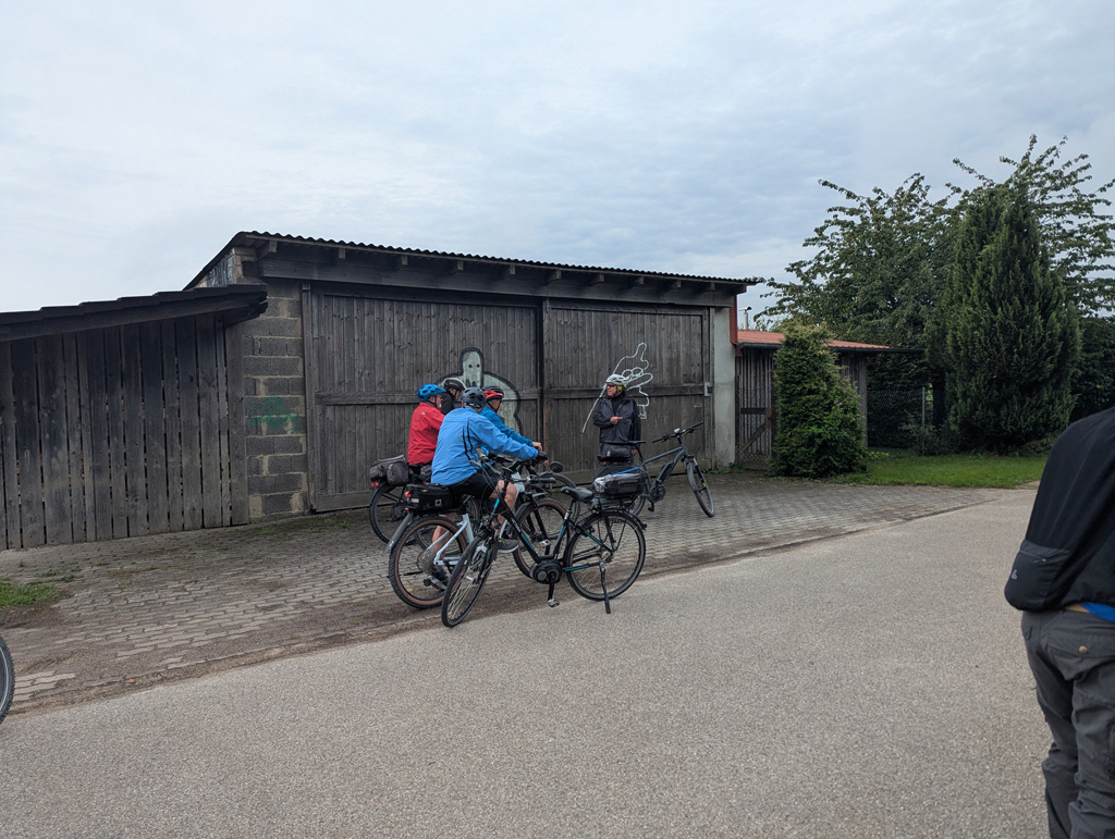 Halt in Pölling
